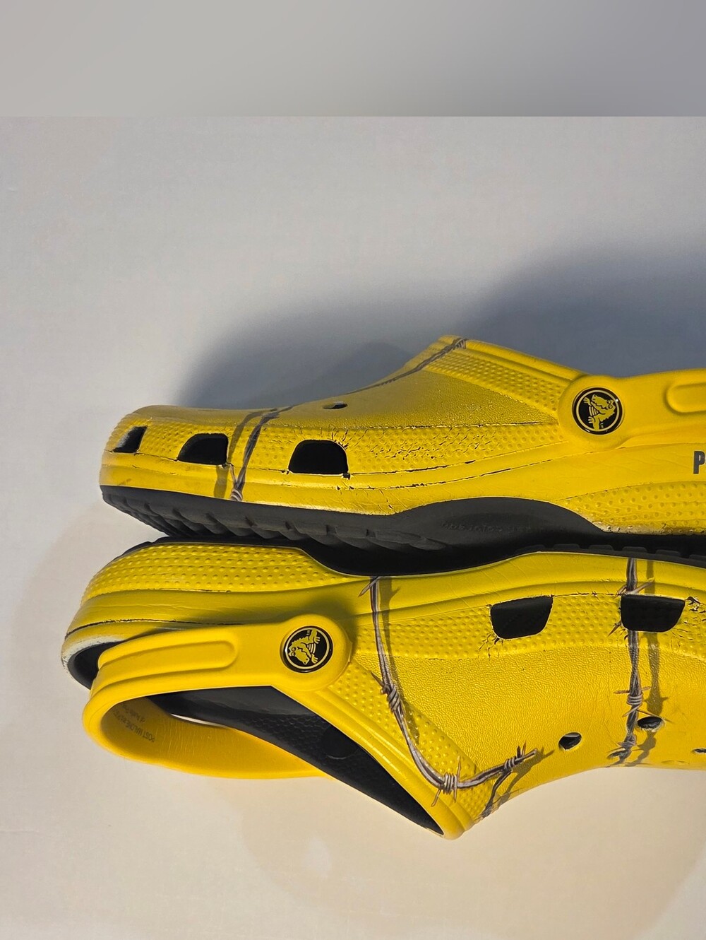 Post Malone x Crocs Dimitri Barbed Wire Clog - Picture 5 of 8
